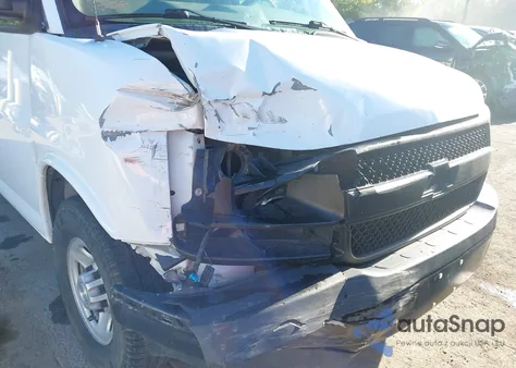 2017 Chevrolet Express 2500 Work Van from USA, damaged, VIN 1GCWGAFF1H1222558